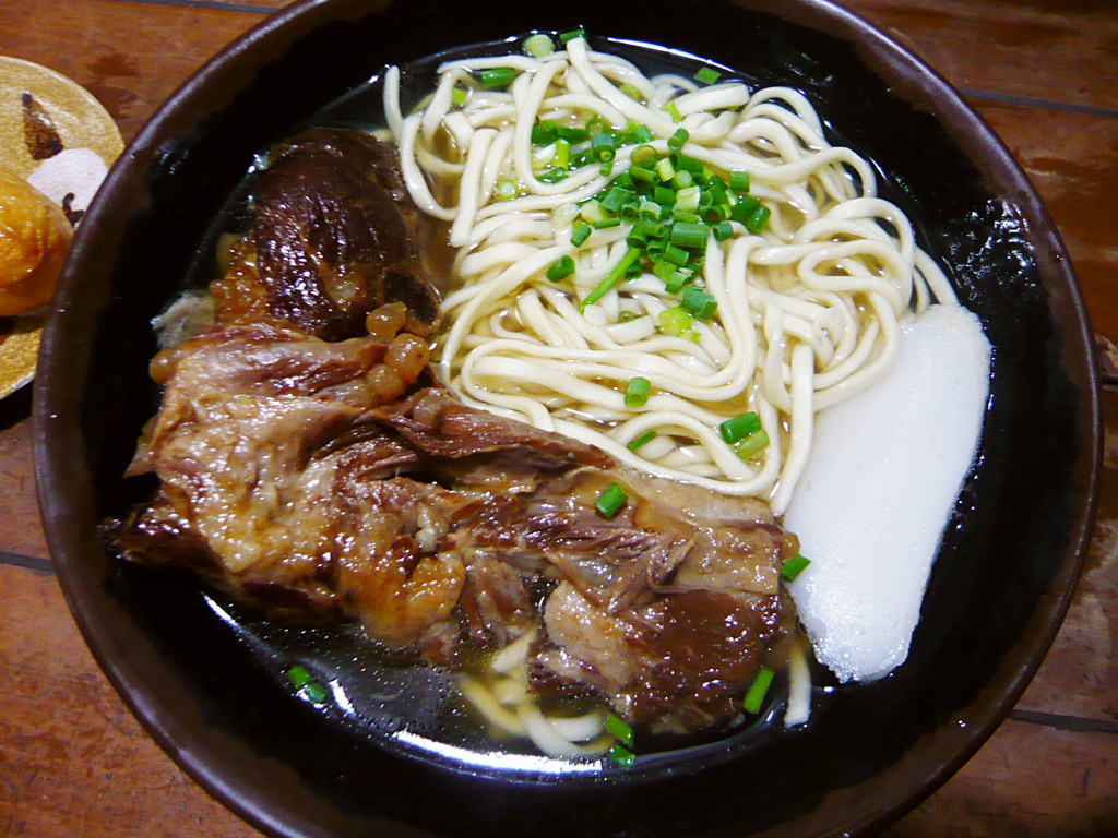 そば処 とぅんち小 本店