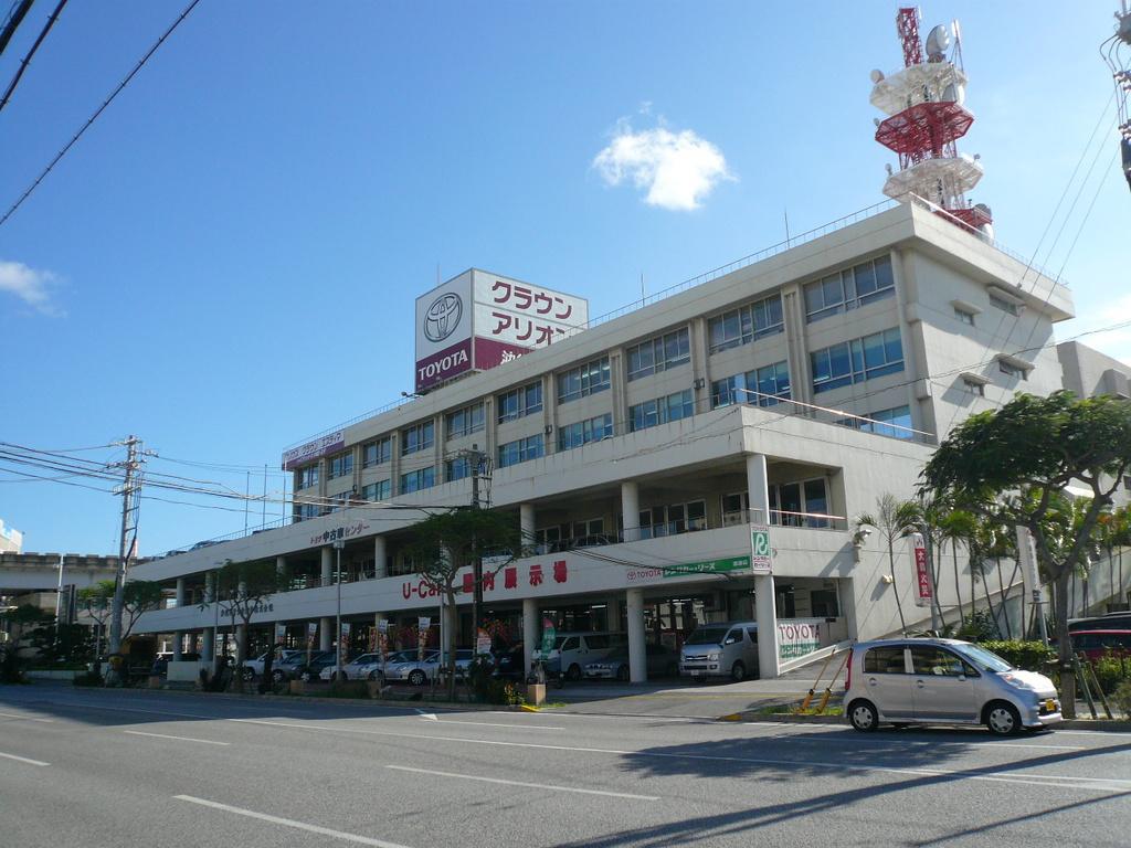 沖縄トヨタ 勢理客マイカーセンター 琉球の島